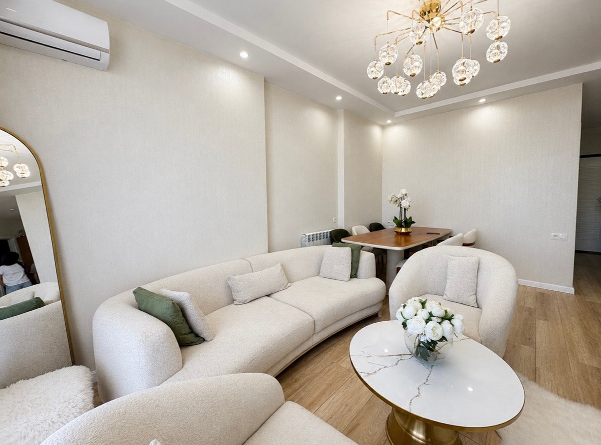 Guru Residence