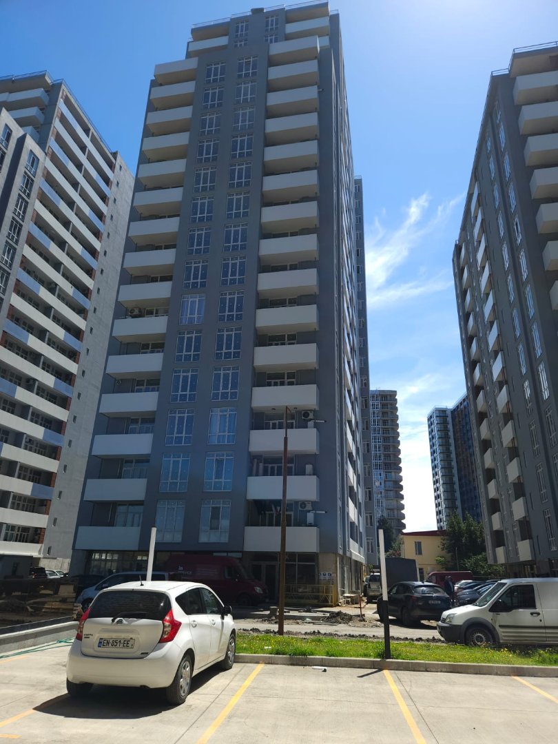 New Boulevard Residence