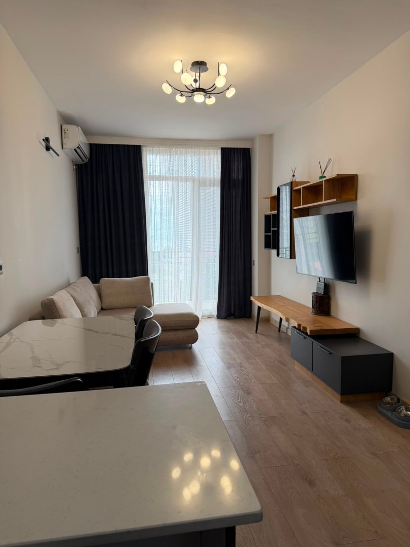 Status House