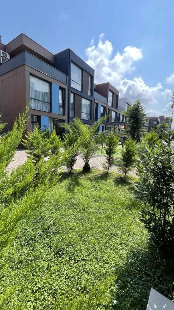 Polo Villas Parkline